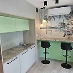 Z Widokiem Na Morze I Port *