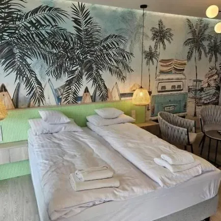 Z Widokiem Na Morze I Port